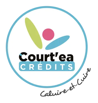 Un logo professionnel de Courtea Crédits Caluire-et-Cuire illustrant une plante verte rouge et bleue à l'intérieur d'un cercle bleu.